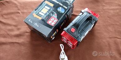 Torcia led ricarica solare e USB