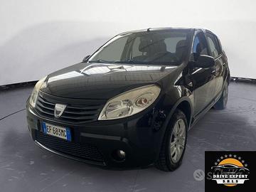 Dacia Sandero 1.4 8v Laureate Gpl