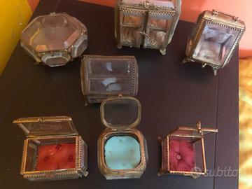 Portagioie francesi in vetro inizi Novecento