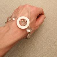 bracciale di bigiotteria 
