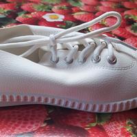 Vendere scarpe donna