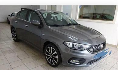 Fiat Tipo 4p 1.4 Lounge 95c