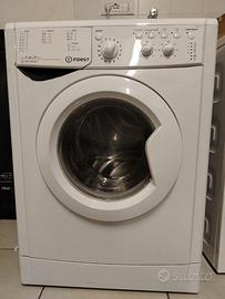 Lavatrice INDESIT 6Kg  1200 Giri