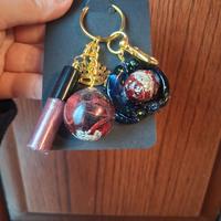 portachiavi ciondoli vari in resina 