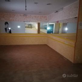 VIA CATTALOCHINO locale commerciale 70.000