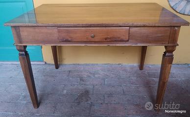 Tavolo Luigi XVI Emiliano in noce