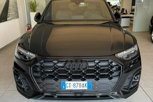 Q5 Identity Black 204 CV Aprile 2024