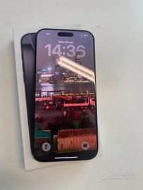 iPhone 16 Pro Max 256GB - Titanio con scatolo