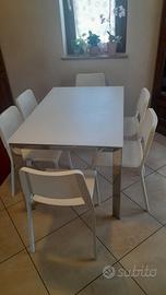 tavolo e sedie