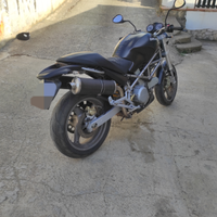 Ducati Monster 620cc 2004