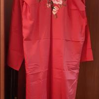Kimono vintage in seta ricamato a mano - rosso