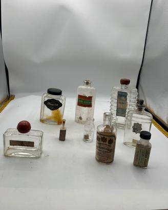 Set di 9 falconi di profumo in vetro