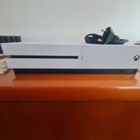 Xbox one s 1tb+2 joystick+17 GIOCHI