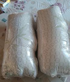 Coppia di cuscini in Memory foam e gel 