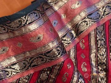 Prezioso copriletto in broccato di seta e " oro "