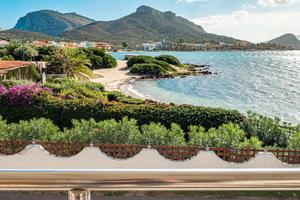 VILLA SULLA SPIAGGIA GOLFO ARANCI 8 POSTI LETTO