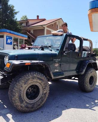 Wrangler TJ 4000