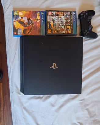 PS4 Pro + GTA 5 e NBA 2K23 (Leggere descrizione)