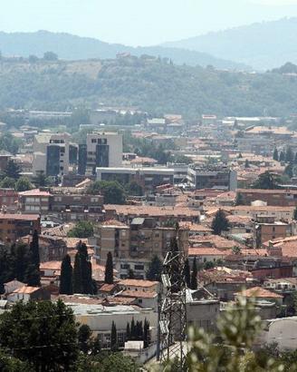 Permuta ampi fabbricati residenziali e commerciali