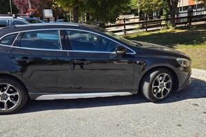 VOLVO V40 CROSS COUNTRY ACEAN RACE