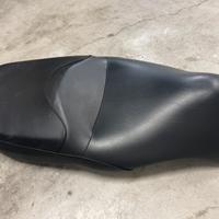 Sella Aprilia Scarabeo modello 400-500 light