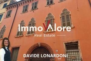 Appartamento di 221 m² con più di 5 locali a Veron