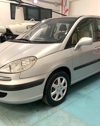 Peugeot 807 2.2Hdi 7 posti