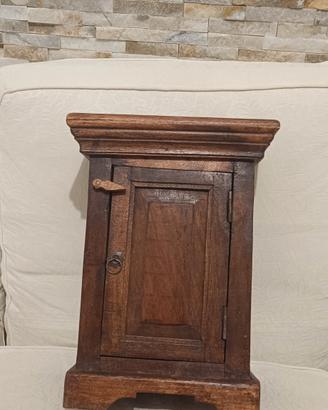 Mobiletto Portagioie Antico in Legno – Pezzo di Fa