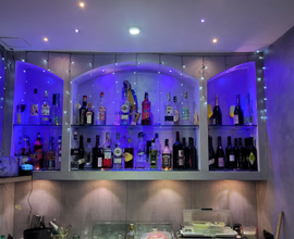 Attività commerciale di ristorazione bar pizzeria