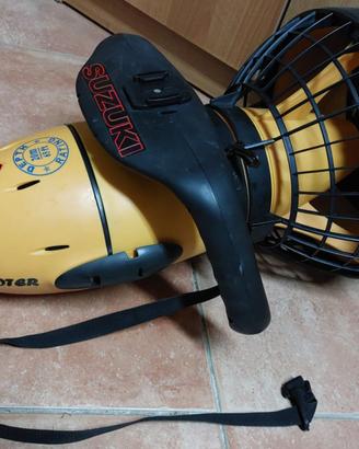 Scooter subacqueo elettrico