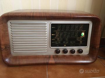 Radio d’epoca Magnadyne SV40