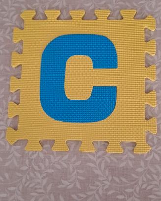 Tappeto puzzle lettere