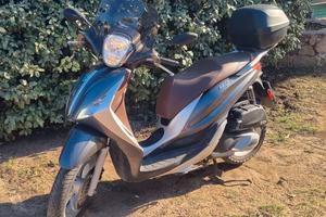 Scooter Piaggio Medley 125