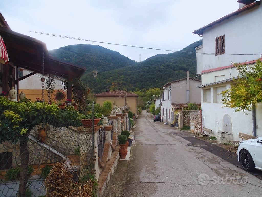 Appartamento di 86 m² con 3 locali a Terni - Vista 3