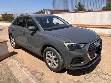 Audi Q3 Tdi s-tronic