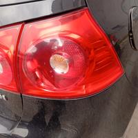 Fanale posteriore dx Volkswagen golf 5 anno 2004