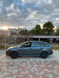 SKODA FABIA SW