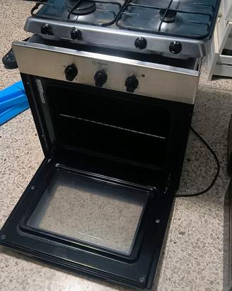Forno da incasso + piano cottura Ariston