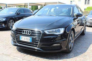 AUDI A3 SPB 1.6 TDI S-tronic Attraction
