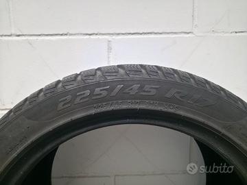 Pneumatici PIRELLI SOTTOZERO-3 225/45 R17