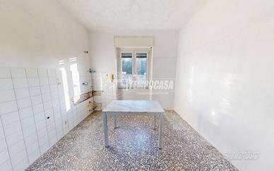 Appartamento a Como Via Rienza 3 locali