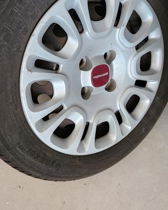 Cerchi e gomme Fiat da 14 pollici