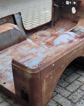 scocca vasca carrozzeria   jeep CJ 7