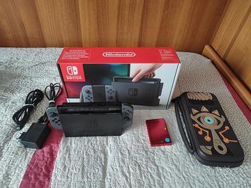 Nintendo switch (console)  + accessori 