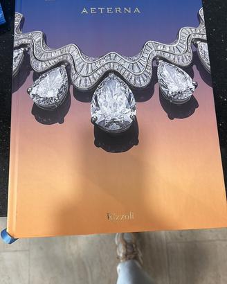 Libro gioielli bulgari