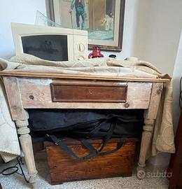 Antica scrivania