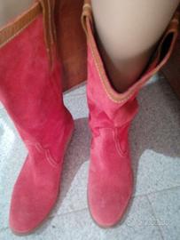 Stivali in camoscio colore rosa fragola n.38