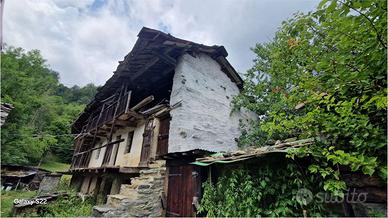 Rustico da ristrutturare