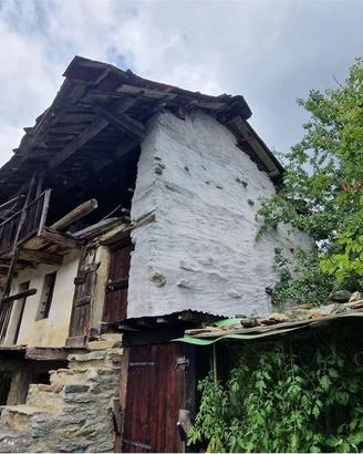 Rustico da ristrutturare