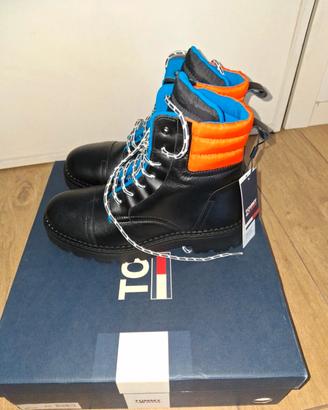 stivaletti anfibi Tommy Hilfiger 